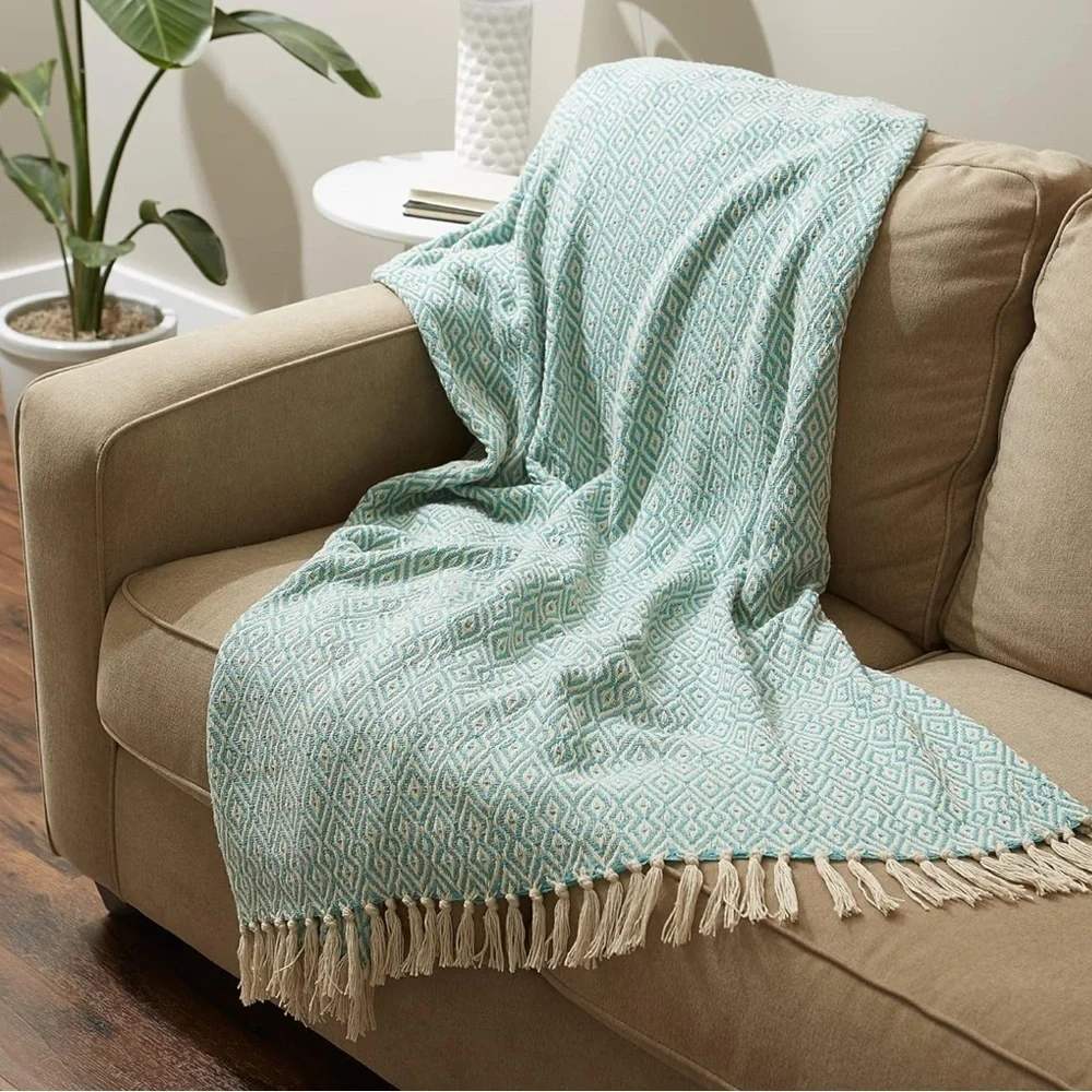 Rustic Farmhouse double diamond woven throw 50x60 inch